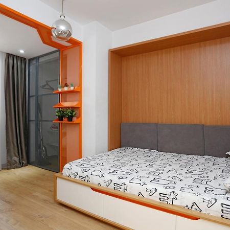 Platinum Apartment With 2 Bedrooms Bukarest Eksteriør billede