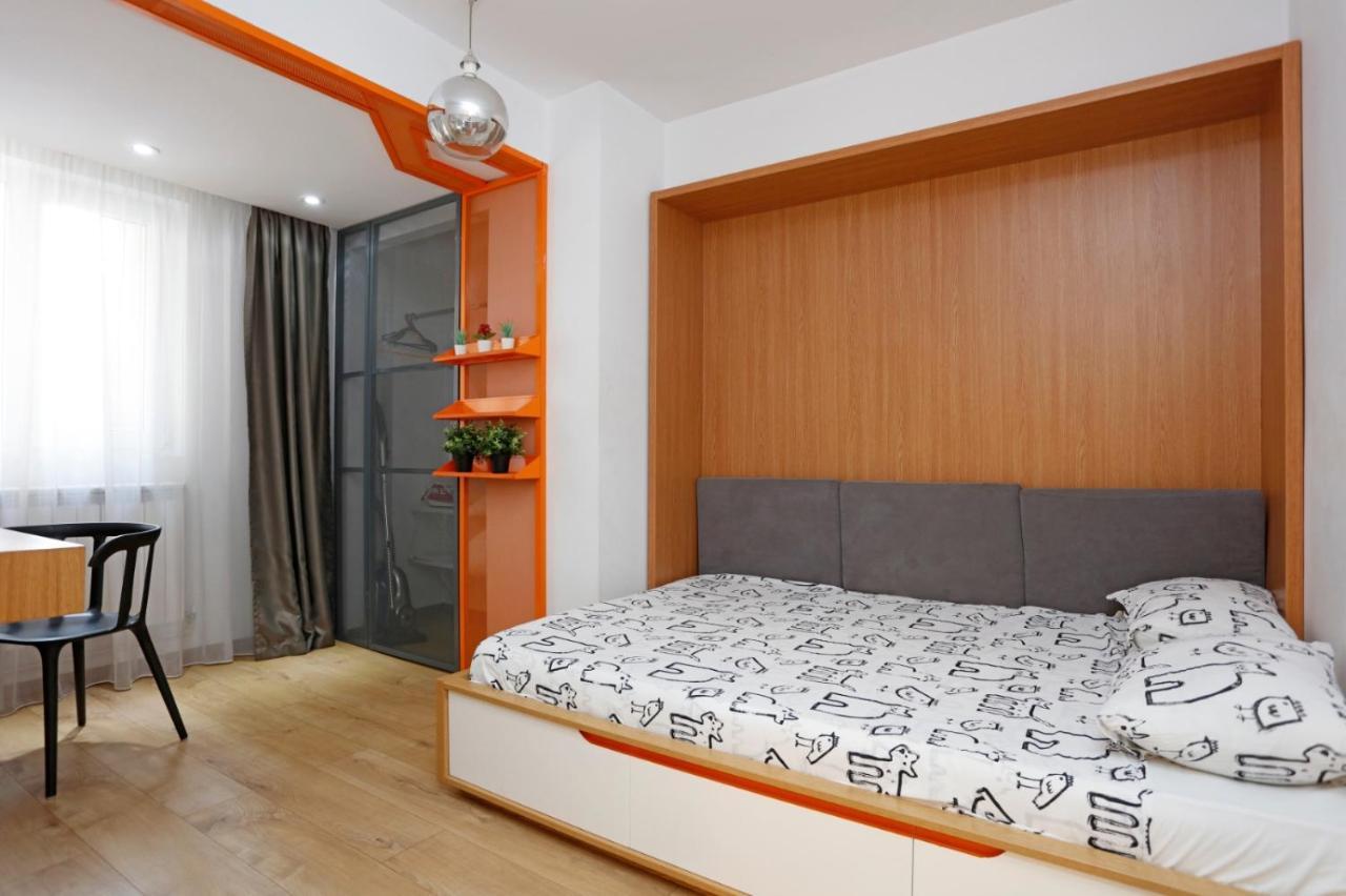 Platinum Apartment With 2 Bedrooms Bukarest Eksteriør billede